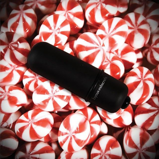 Bijoux Petits Bonbons - Good Vibrations Mini Vibrator with LR44 Batteries Included